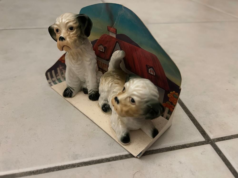 Bibelot de 2 petits chiens Décoration
