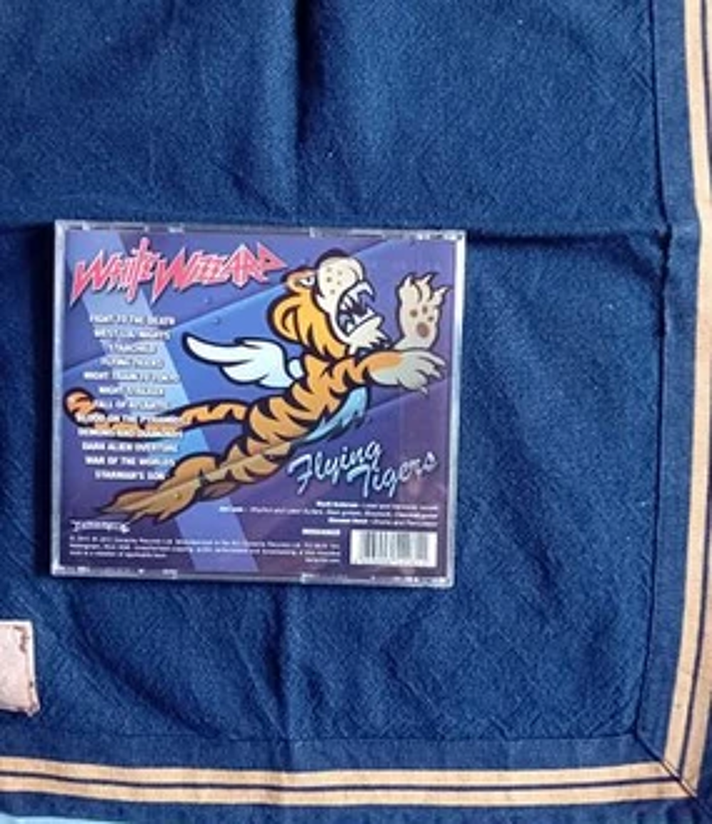 CD METAL GROUPE WHITE WIZZARD CD et vinyles