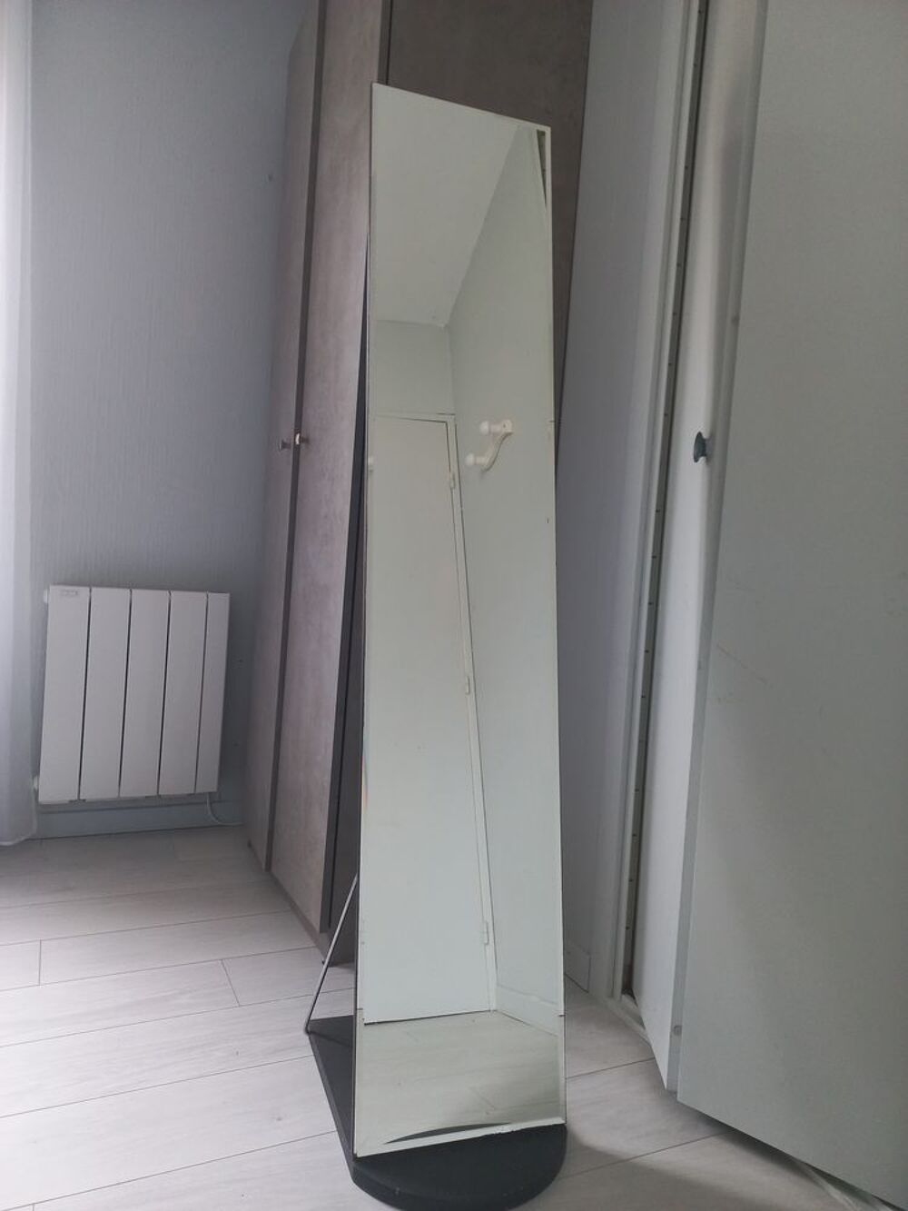 Grand miroir &agrave; poser au sol Meubles