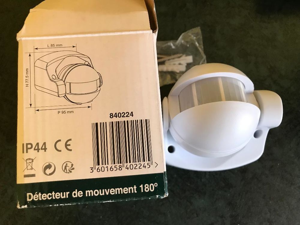 D&eacute;tecteur de mouvement 180&deg; blanc Bricolage