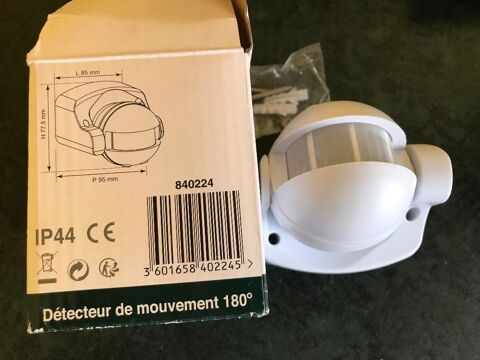 Détecteur de mouvement 180° blanc 11 Trélissac (24)