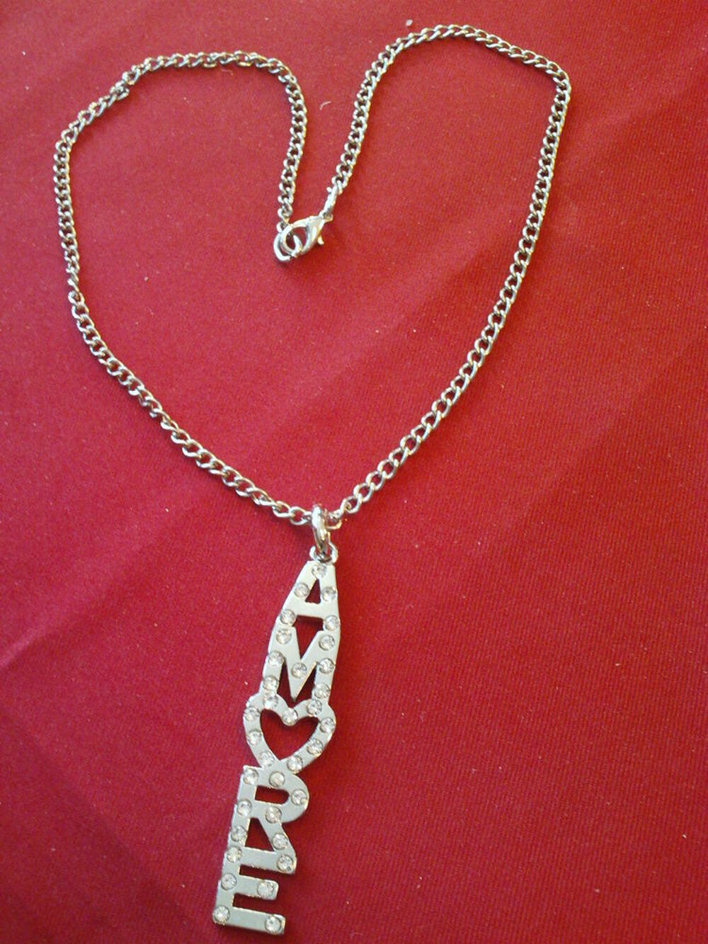 Chaine plus pendentif Amour c?ur stress N&deg; 601 Bijoux et montres