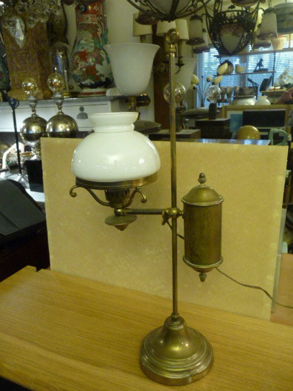 LAMPE A P&Eacute;TROLE QUINQUET Décoration