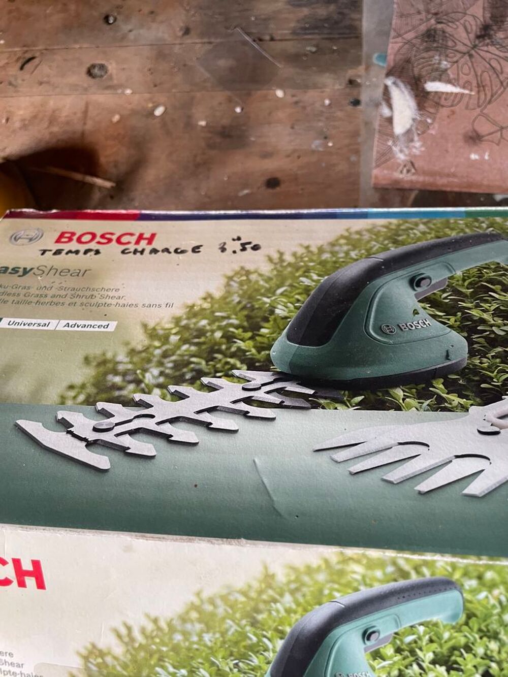 Taille haie &eacute;lectrique Bosch X&eacute;o Bricolage