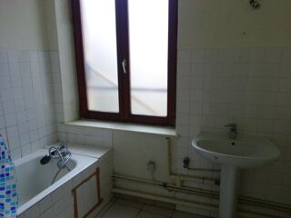  Appartement à louer 4 pièces 93 m²