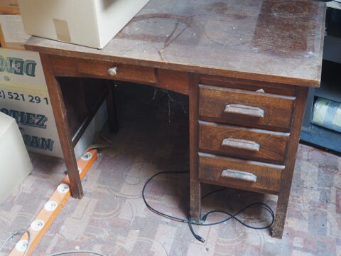 petit bureau 50 Saint-Chinian (34)