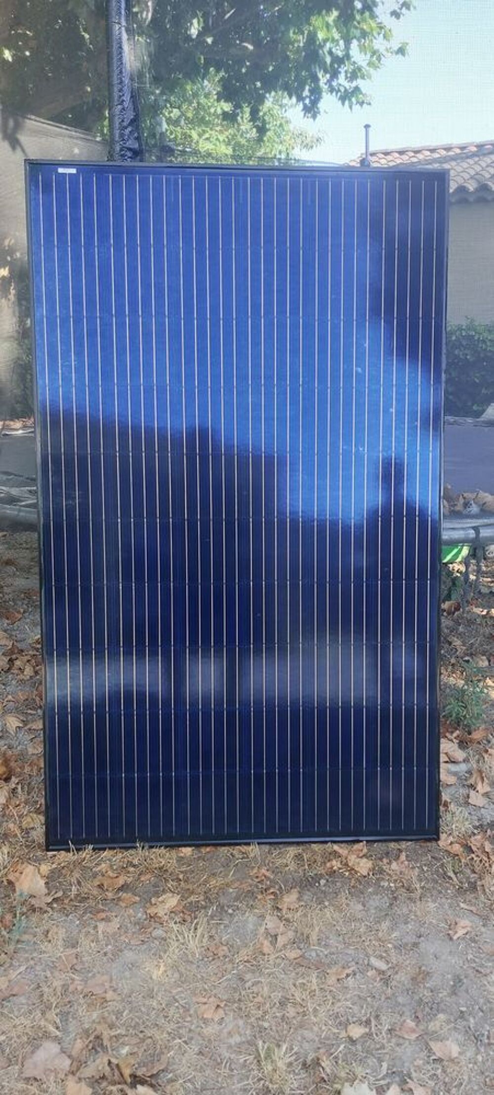  2 panneaux photovolta&iuml;ques de 320 watts chacun neuf Bricolage