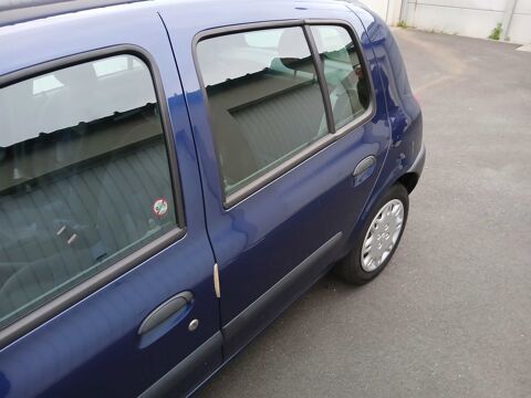 Renault clio voiture
