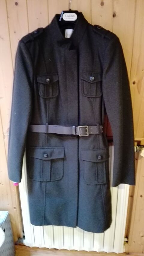 manteau vert bronze 20 Le Havre (76)