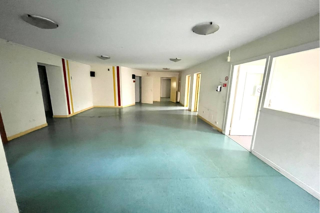  Immeuble à vendre 10 pièces 400 m²