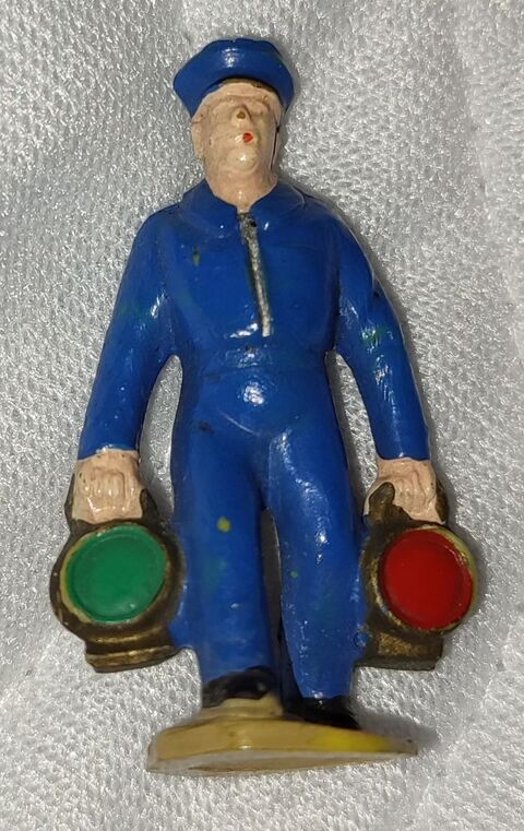 lot 3 mini figurines chemin de fer Chef de gare Mcanicien 12 Bruay-la-Buissire (62)