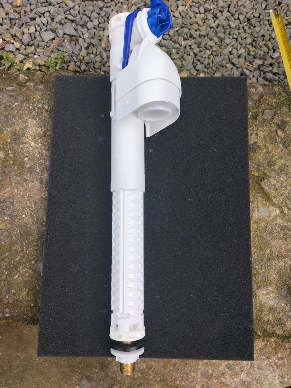 robinet flotteur vertical geberit Bricolage