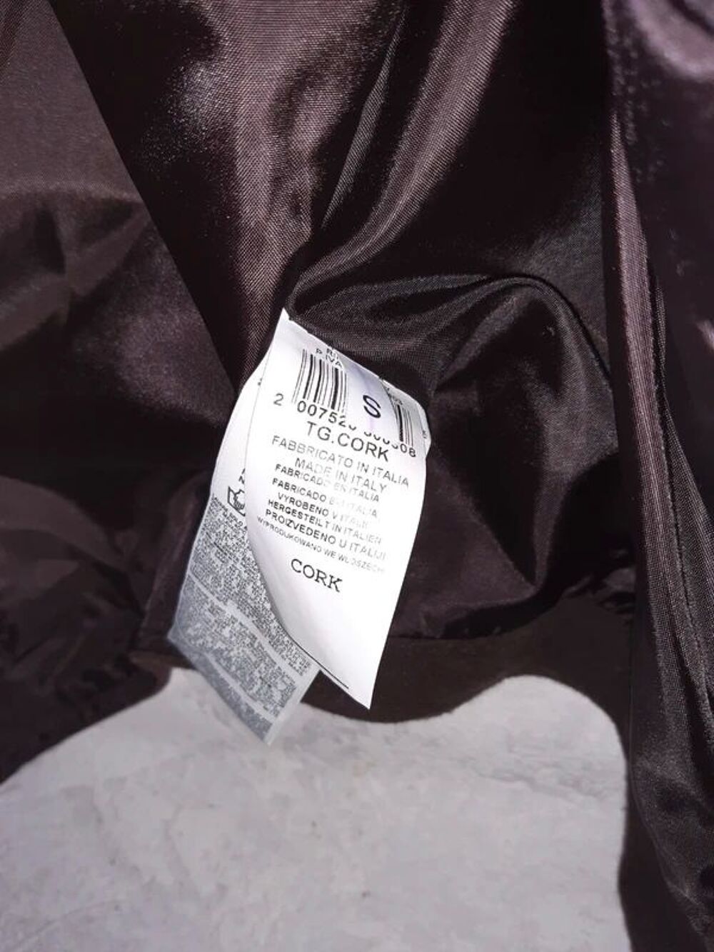 Jolie veste Rinascimento Made in Italy Vêtements