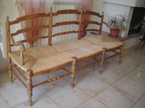 RADASSIER 3 places 800 Pignans (83)