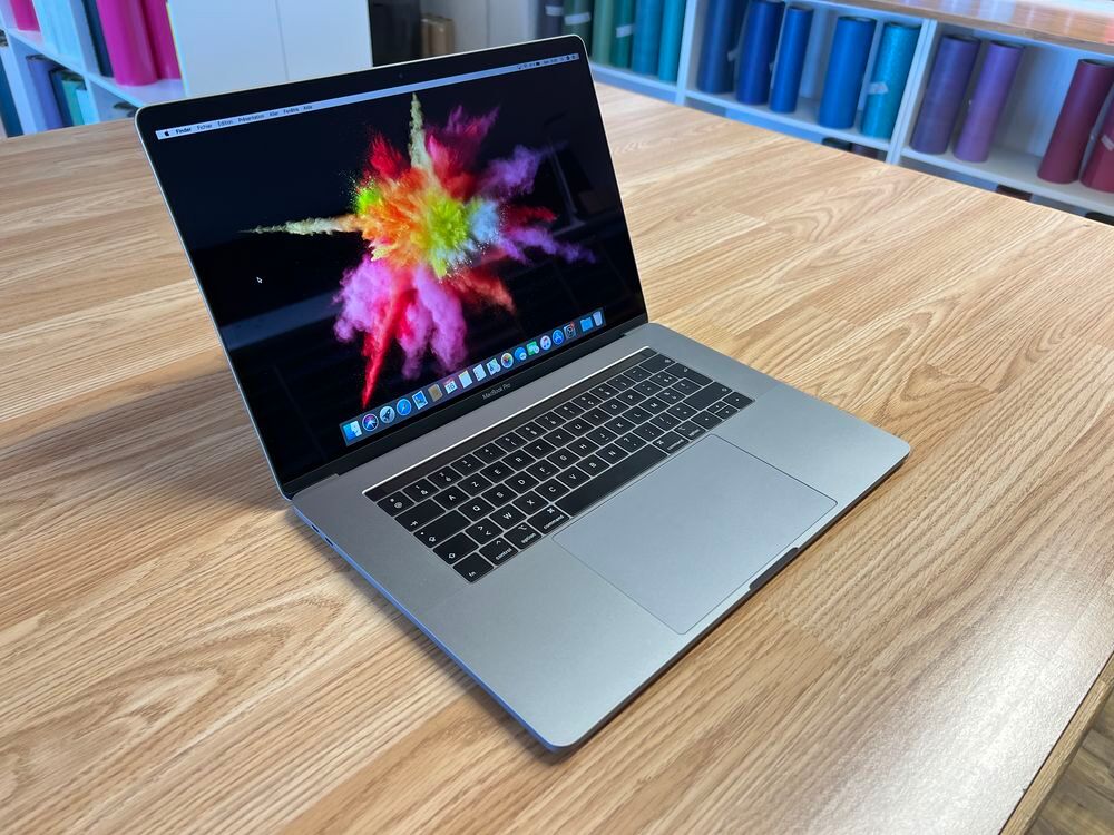 Macbook Pro 15" Etat NEUF Matériel informatique