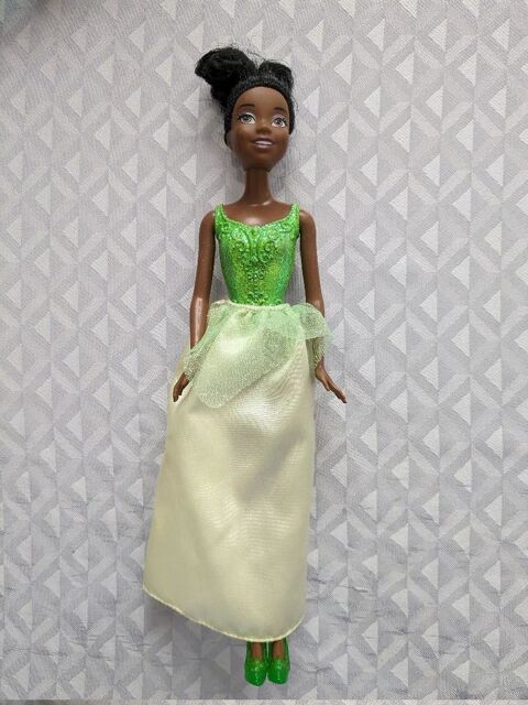 Disney princesses barbie Princesse grenouille Tiana 5 Aurillac (15)
