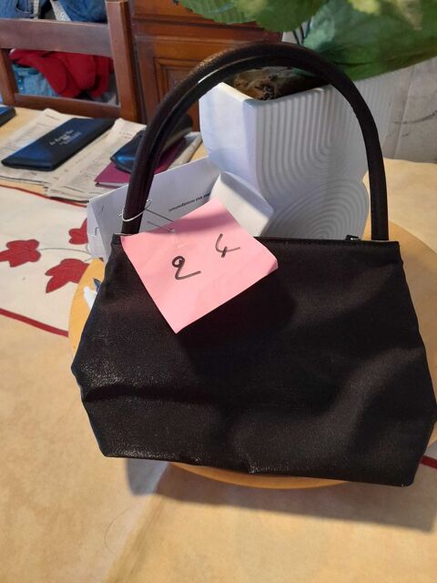 sac chic noire petit 2 L'Aiguillon-sur-Mer (85)