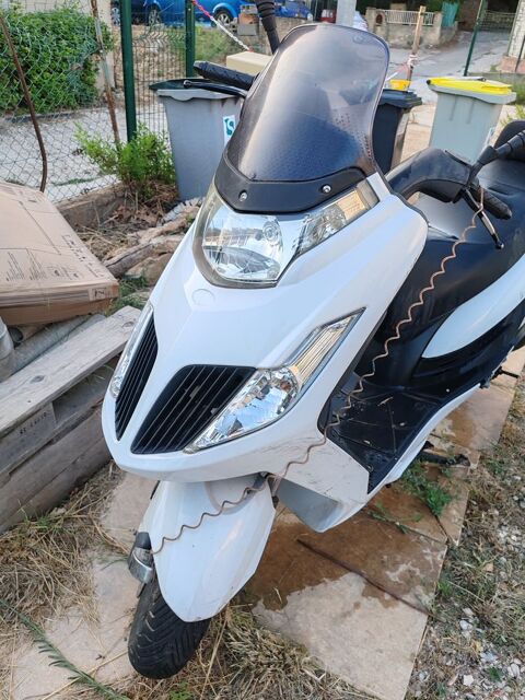 Scooter KYMCO 2017 occasion Les Sablettes 83500