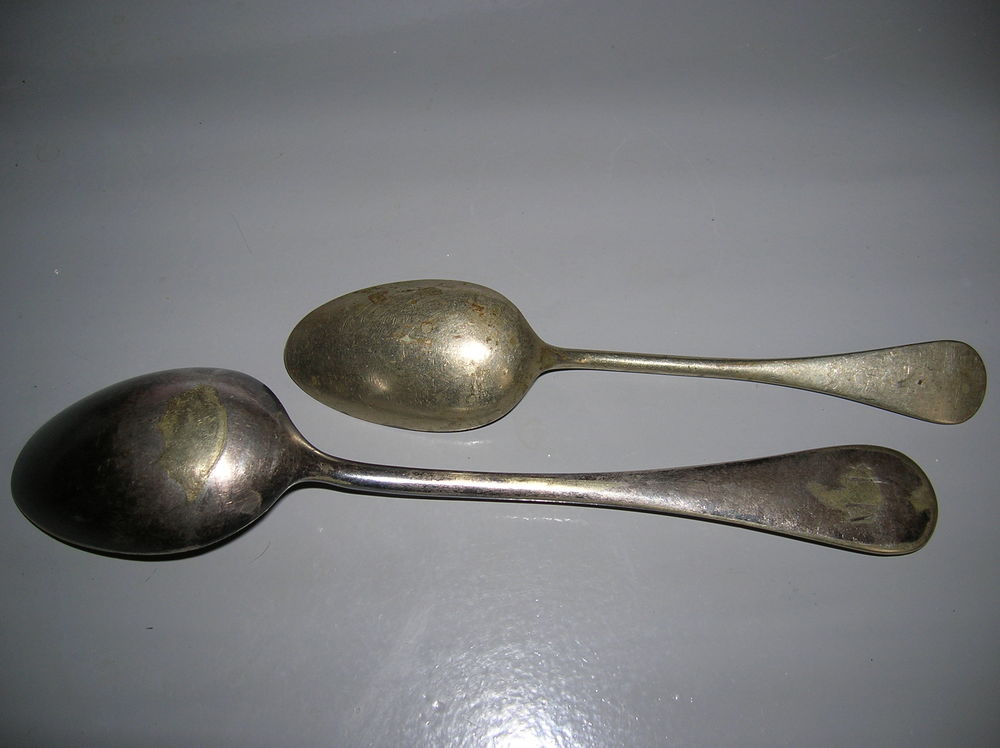 cuill&egrave;re &agrave; soupe+ cuill&egrave;re &agrave; caf&eacute; anciennes m&eacute;tal argent&eacute; 