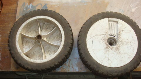 grandes roues de tondeuse 20 Saint-Médard-en-Jalles (33)