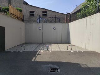  Parking / Garage à louer 12 m²