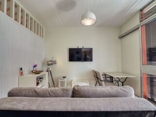  Appartement à louer 2 pièces 50 m²