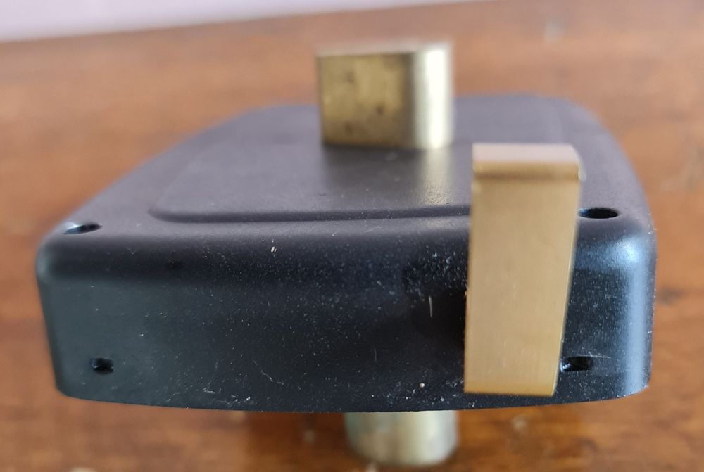 Serrure porte divers Bricolage