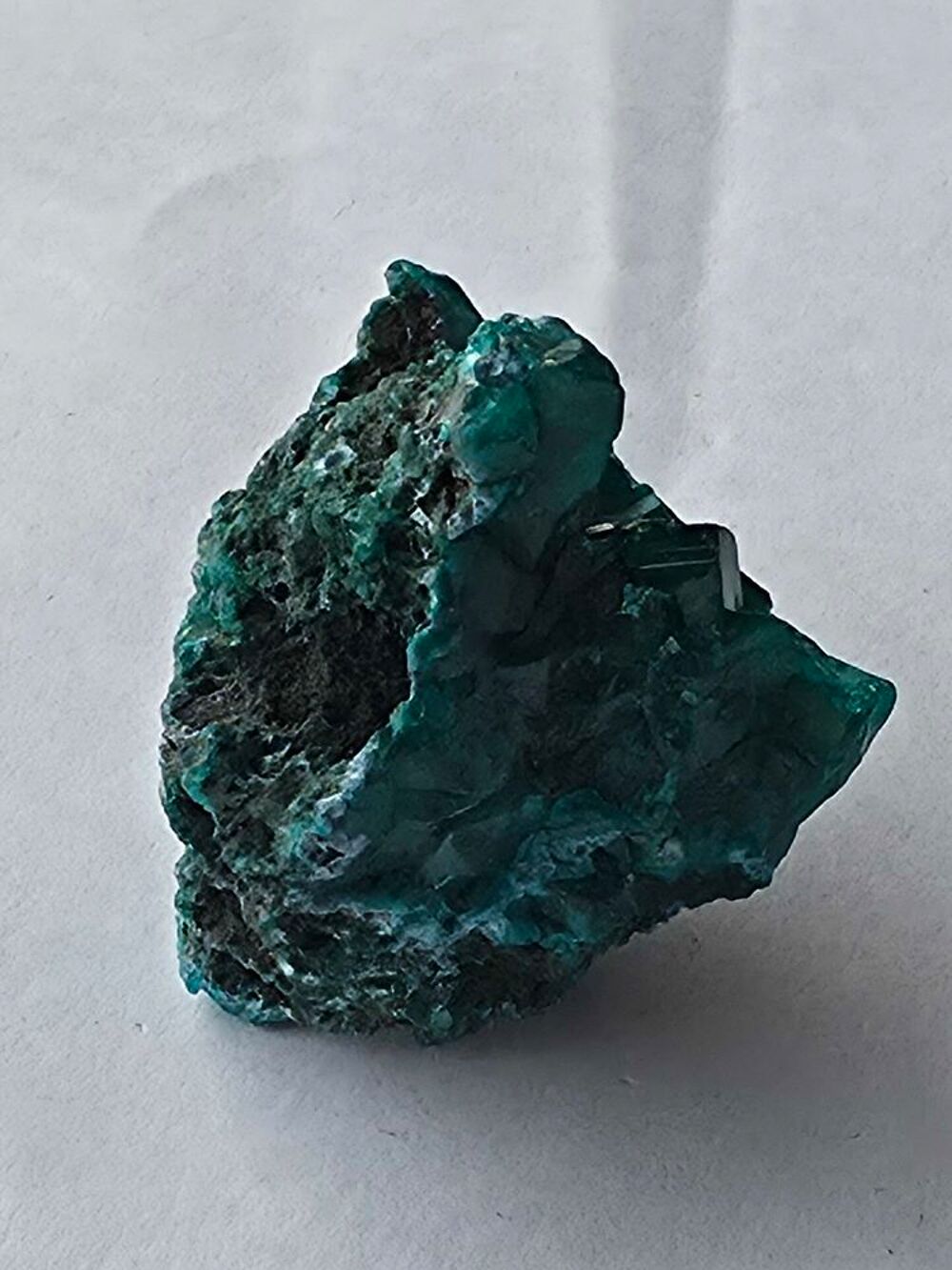 Cristal de Dioptase Brute Vert Emeraude-RDC-3,8 cm 