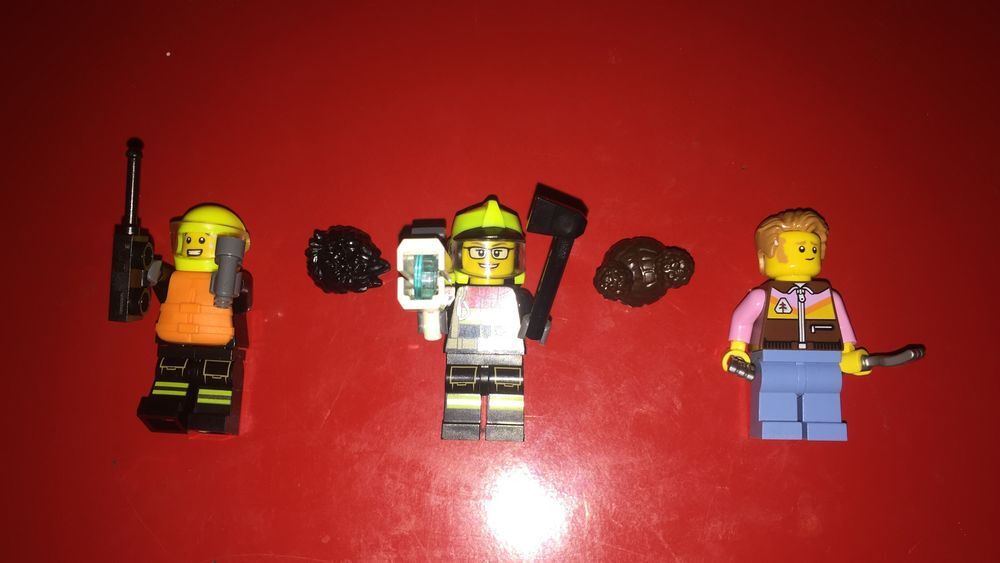 LEGO City 60412 4 X 4 FIRE ENGINE RESCUE BOAT Jeu Enfant 5 + Jeux / jouets