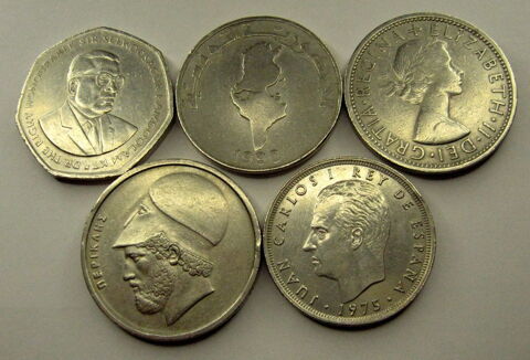 Lot C--5 anciennes pieces de monnaie. Wattrelos (59)