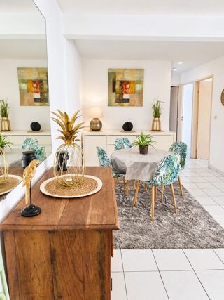  Appartement à louer 3 pièces 74 m²