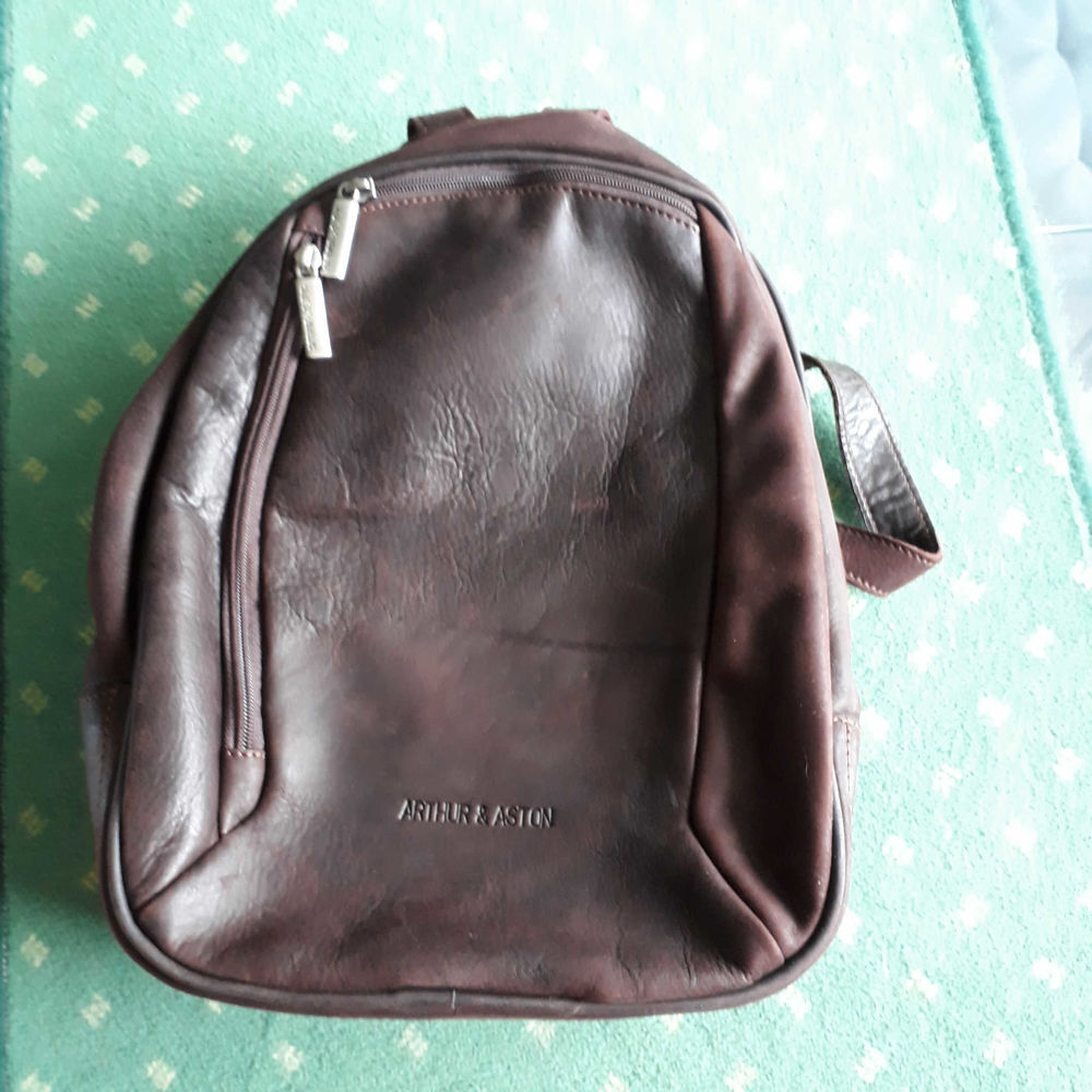 Sac &Agrave; Dos En Cuir &quot;&nbsp;Arthur &amp; Aston&nbsp;&quot; Maroquinerie