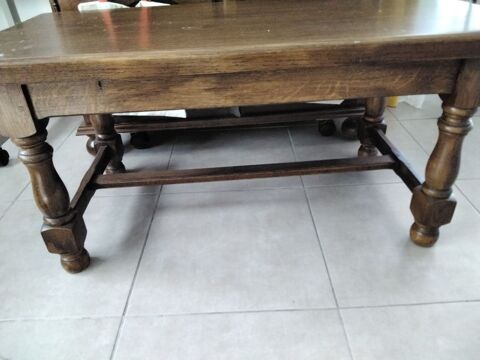 Table basse en chne 
50 Argels-sur-Mer (66)