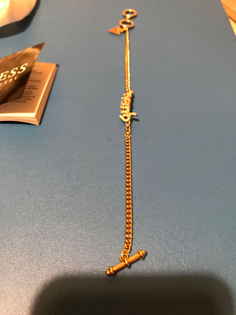 jolie bracelet guess Bijoux et montres