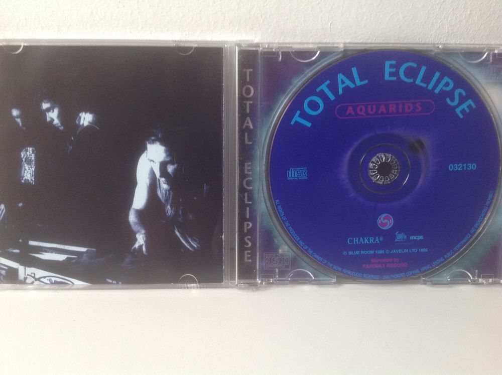 TOTAL ECLIPSE DELTA ACQUARIDS Envoi Possible
CD et vinyles