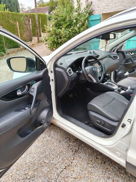Nissan Qashqai 1.6 dCi 130 Xtronic Tekna 2015 occasion Tigeaux 77163