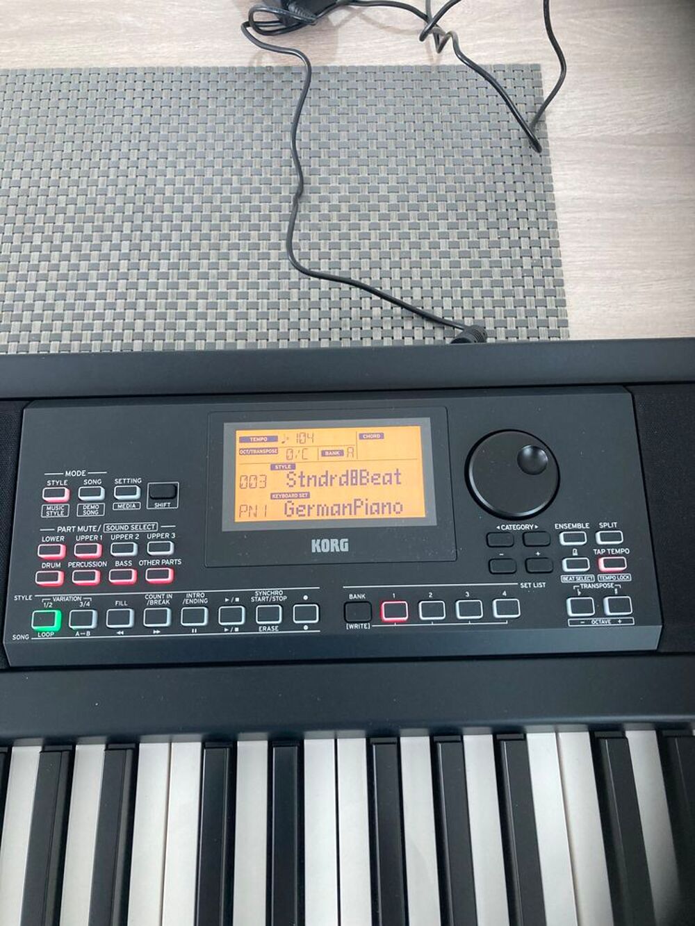 CLAVIER ARRANGEUR KORG Instruments de musique