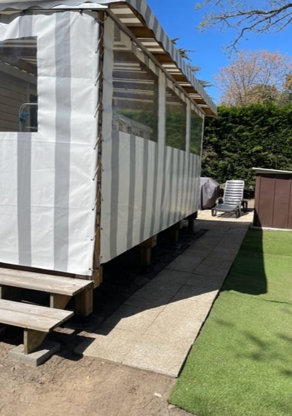 Terrasse avec b&acirc;ches Bricolage