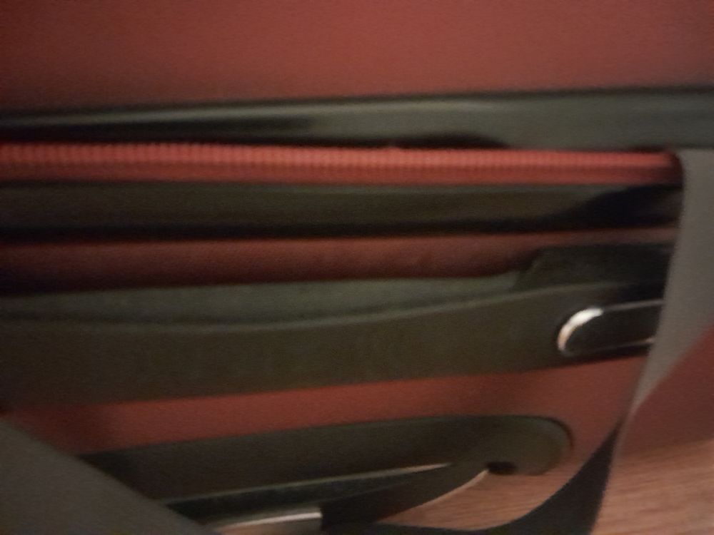Valise bordeaux pas cher avec roulettes Maroquinerie