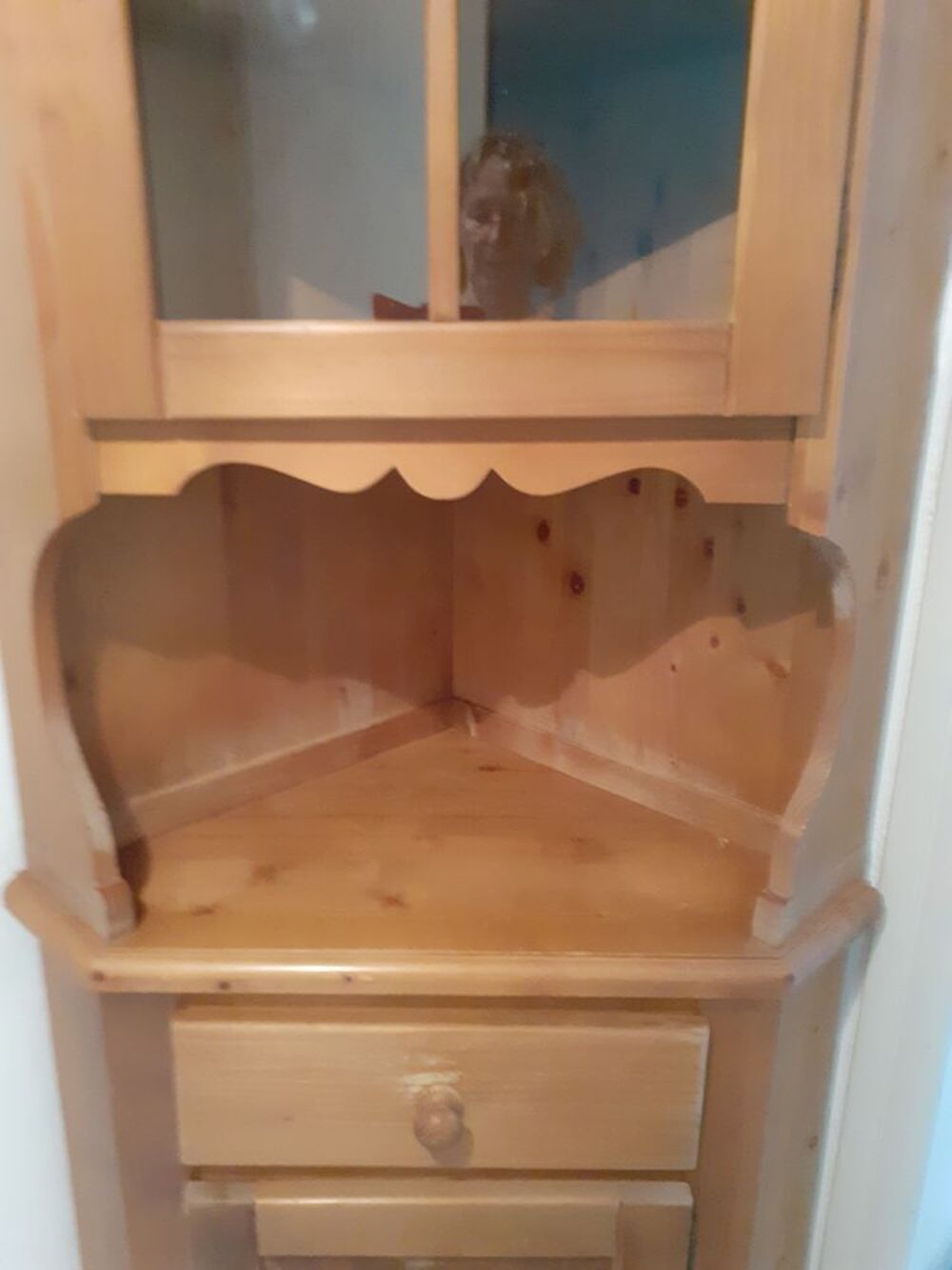 MEUBLE ANGLE EN PIN Meubles