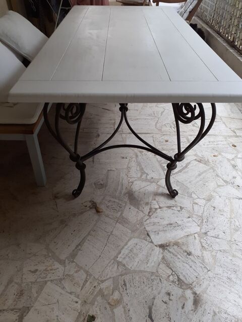 Table salle  manger 350 Nice (06)