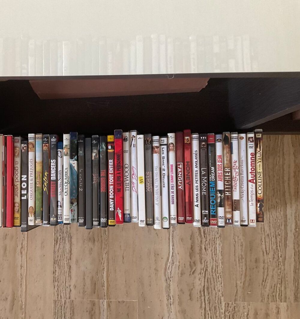Lot de 34 DVD DVD et blu-ray