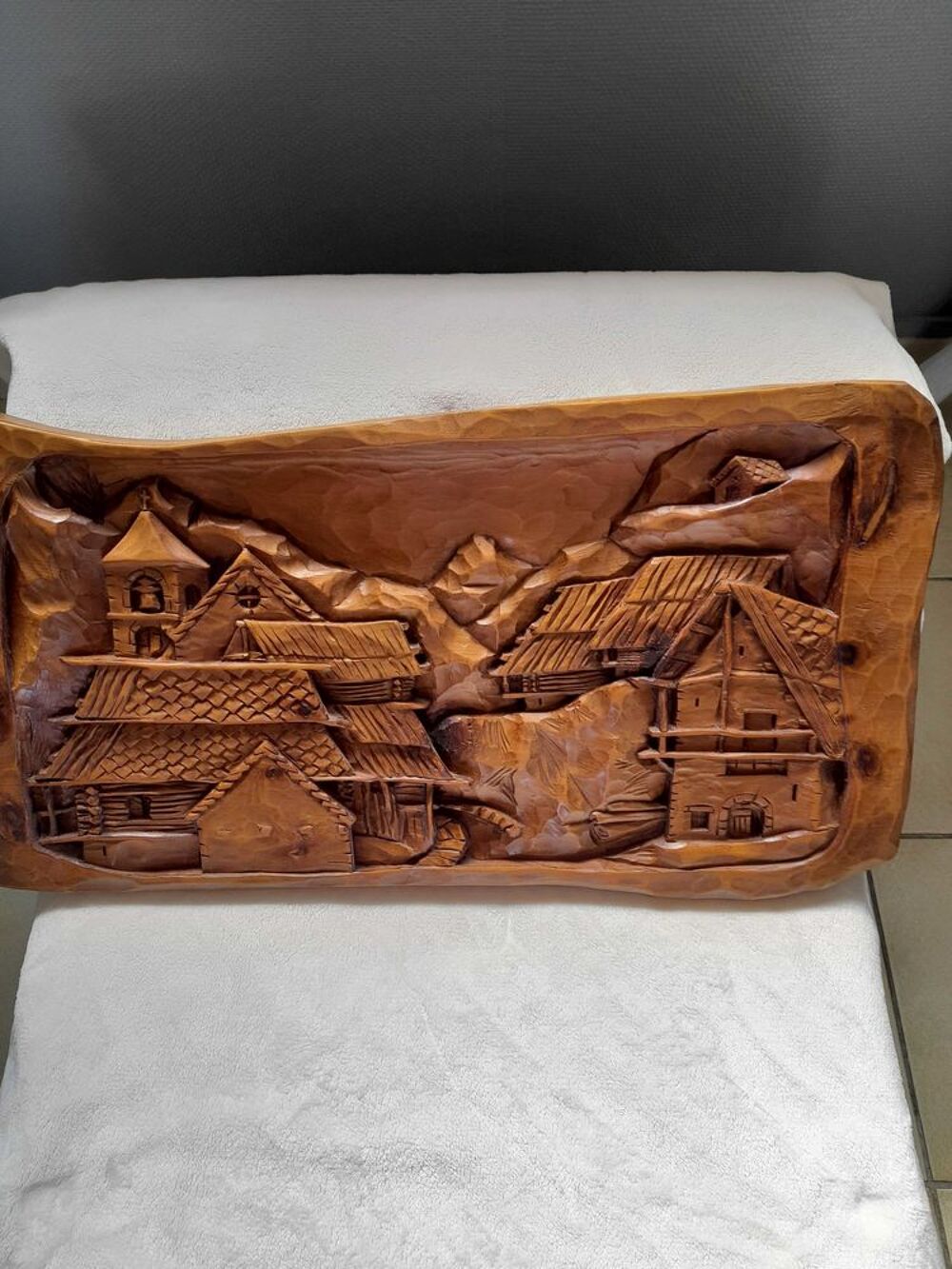 tableau sculpt&eacute; bois 