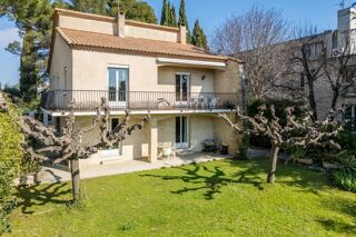  Villa  vendre 8 pices 185 m