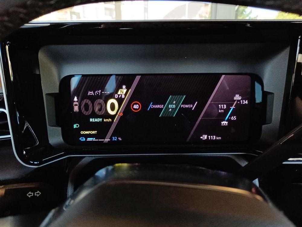 R5 Renault 5 E-Tech Electrique 150 ch autonomie confort Iconic 2025 occasion 95220 Pierrelaye