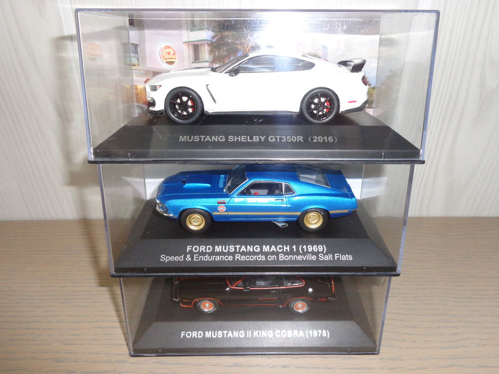 Miniatures ford mustang 1/43 - NEUF - 