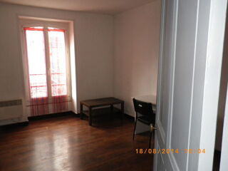  Appartement à louer 2 pièces 32 m²