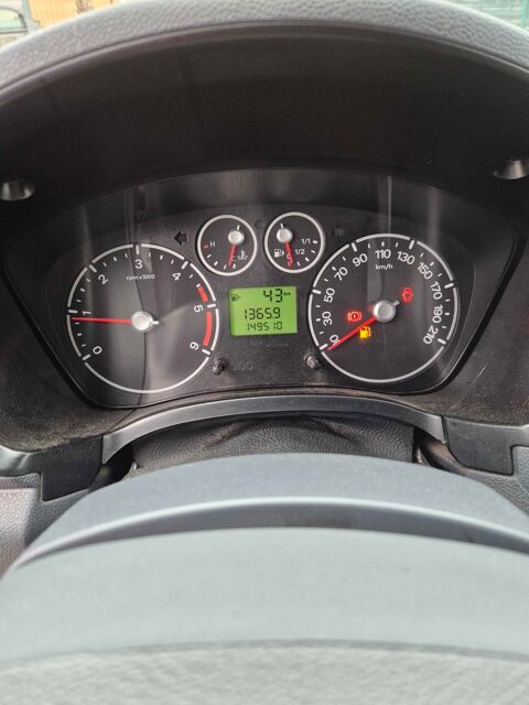 Ford Transit Connect TOURNEO CONNECT 1.8 TDCI 110 TREND COURT 2010 occasion Vénissieux 69200