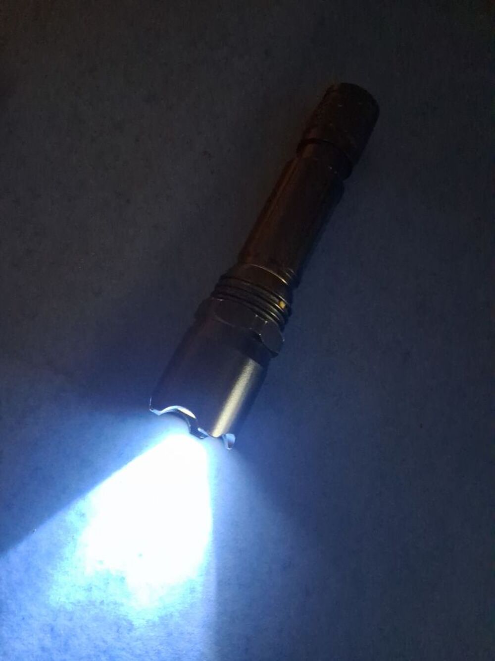 Lampe Torche Malak M 100 Bricolage