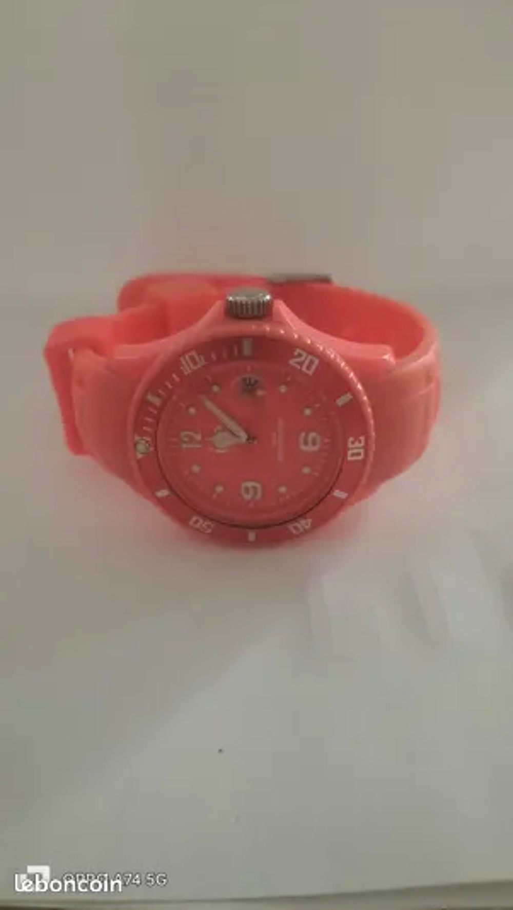 Montre femme couleur corail Bijoux et montres